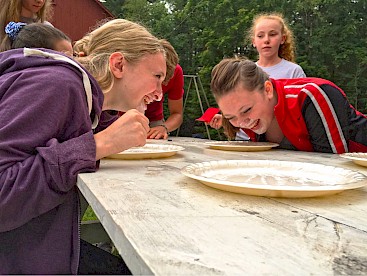 4th of July pie eating contest